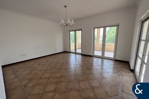 Снять в аренду виллу в The Villa, Дубай: 5 спален, 660м², № 79188 - фото 16