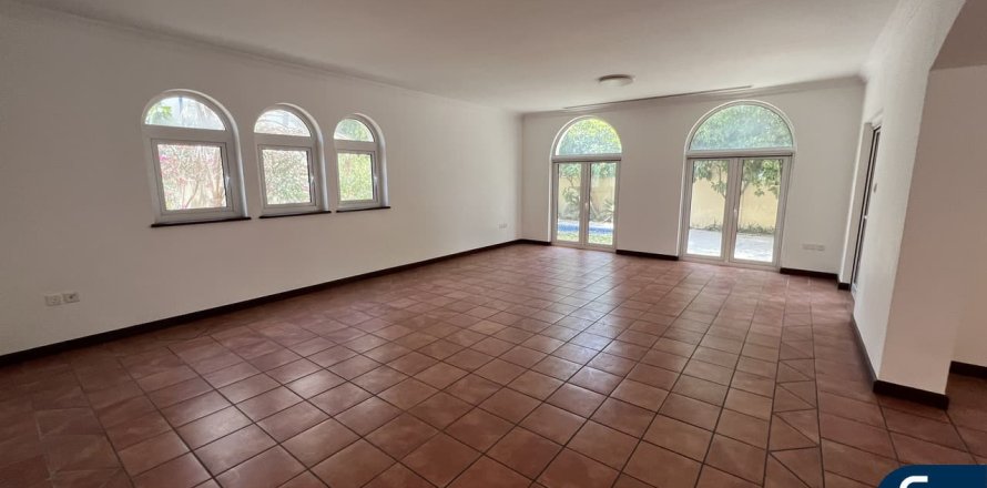 Вилла в The Villa, Дубай, 5 спален, 660м², № 79188