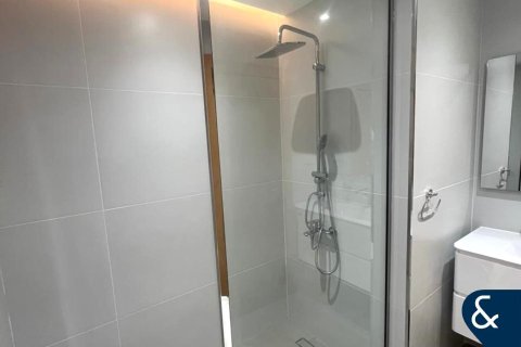 Снять в аренду квартиру в Shoreline Apartments, Пальма Джумейра, Дубай: 2 спальни, 147м², № 79186 - фото 8