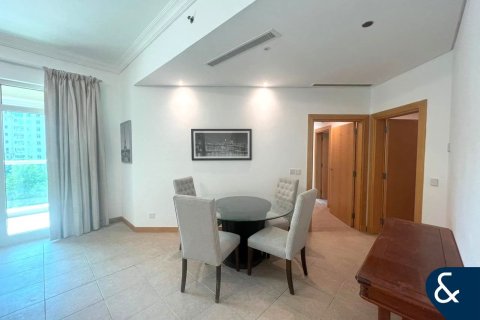 Снять в аренду квартиру в Shoreline Apartments, Пальма Джумейра, Дубай: 2 спальни, 147м², № 79186 - фото 11