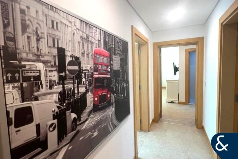 Снять в аренду квартиру в Shoreline Apartments, Пальма Джумейра, Дубай: 2 спальни, 147м², № 79186 - фото 12