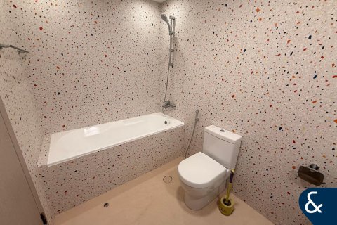 Appartement à Jumeirah Lake Towers, Dubai, 1 chambre, 111 m², № 79179 - photo 8