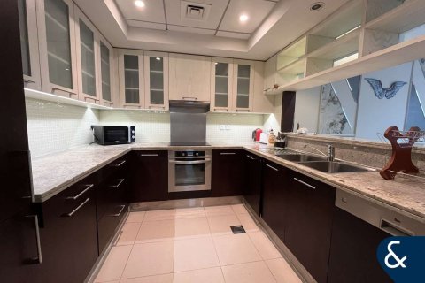 Снять в аренду квартиру в Даунтаун Дубай (Даунтаун Бурдж Дубай), Дубай: 1 спальня, 72м², № 79185 - фото 4