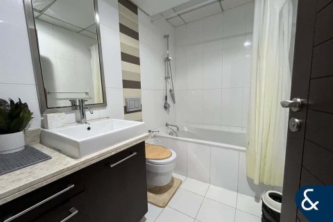 Снять в аренду квартиру в Даунтаун Дубай (Даунтаун Бурдж Дубай), Дубай: 1 спальня, 72м², № 79185 - фото 7