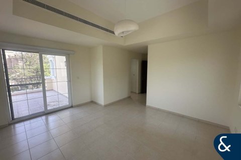 Снять в аренду виллу в Арабиан Ранчес, Дубай: 4 спальни, 757м², № 79190 - фото 16