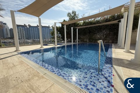 Снять в аренду виллу в Signature Villas, Пальма Джумейра, Дубай: 6 спален, 1364м², № 79187 - фото 8