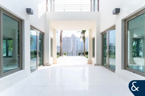 Снять в аренду виллу в Signature Villas, Пальма Джумейра, Дубай: 6 спален, 1364м², № 79187 - фото 25