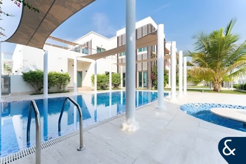 Villa in Signature Villas, Palm Jumeirah, Dubai 6 bedrooms, 1364 sq.m. № 79187