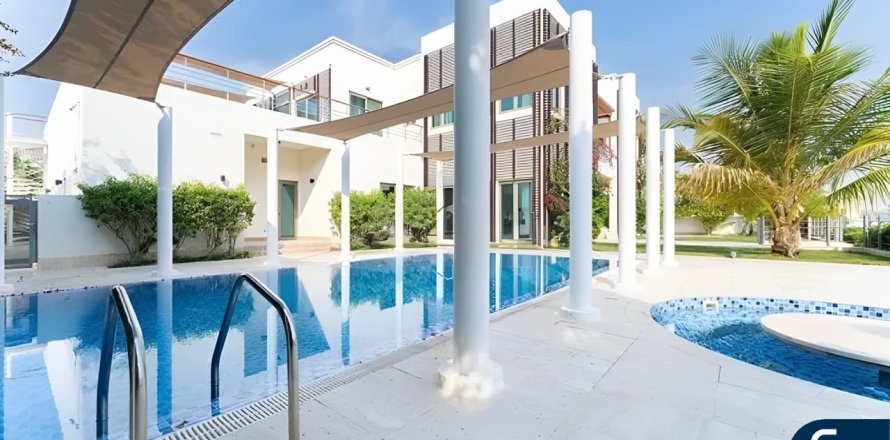 Вилла в Signature Villas, Пальма Джумейра, Дубай, 6 спален, 1364м², № 79187