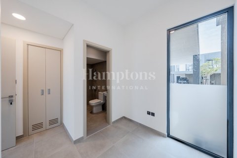 Villa in Sweden, The World Islands, Dubai 3 bedrooms, 173.99988676 sq.m. № 93800 - photo 21