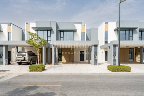 Villa in Sweden, The World Islands, Dubai 3 bedrooms, 173.99988676 sq.m. № 93800 - photo 13