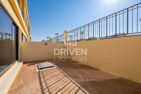 Townhouse in Damac Lagoons, Dubai 4 bedrooms, 144 sq.m. № 136362 - photo 19