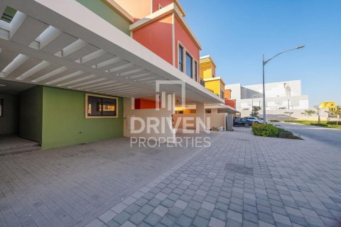 Townhouse in Damac Lagoons, Dubai 4 bedrooms, 144 sq.m. № 136362 - photo 18