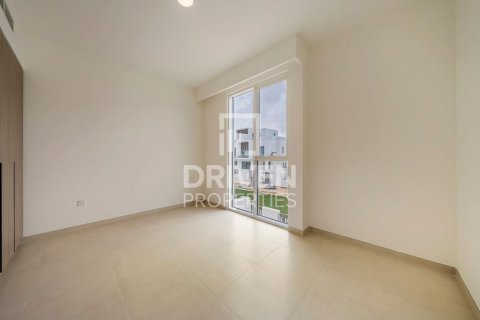 Townhouse in The Valley, Dubai 4 bedrooms, 258.08 sq.m. № 136361 - photo 15