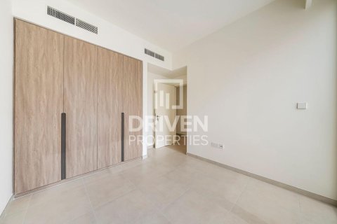 Townhouse in The Valley, Dubai 4 bedrooms, 258.08 sq.m. № 136361 - photo 13