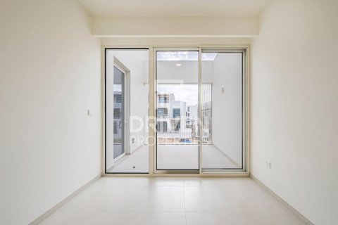 Townhouse in The Valley, Dubai 4 bedrooms, 258.08 sq.m. № 136361 - photo 12
