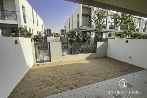 Villa en Dubai, 3 dormitorios, 143.9 m², № 77227 - foto 10