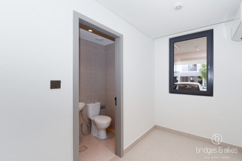 Villa en Dubai, 3 dormitorios, 143.9 m², № 77227 - foto 9