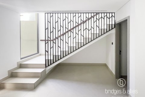 Villa en Dubai, 3 dormitorios, 143.9 m², № 77227 - foto 3