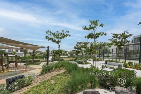 Villa en Dubai, 3 dormitorios, 143.9 m², № 77227 - foto 18