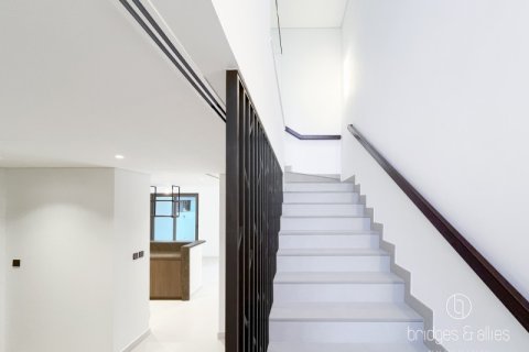 Villa en Dubai, 3 dormitorios, 140.4 m², № 77225 - foto 5