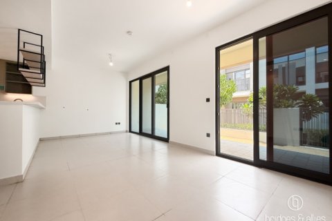 Villa en Dubai, 3 dormitorios, 140.4 m², № 77226 - foto 5