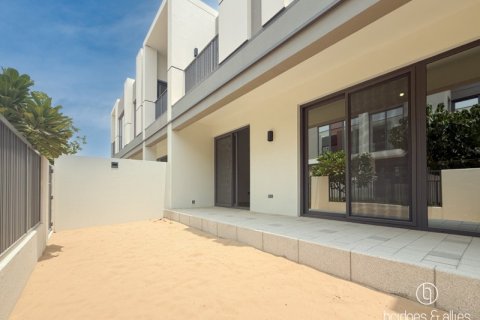 Villa en Dubai, 3 dormitorios, 140.4 m², № 77226 - foto 17