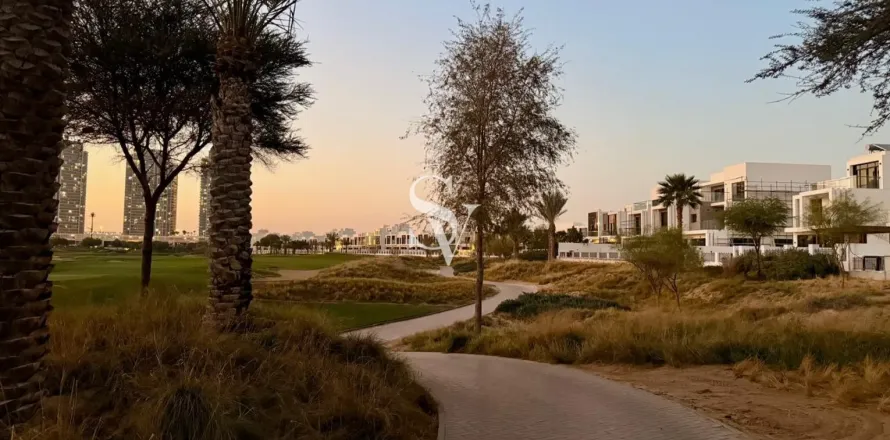 Таунхаус в DAMAC Hills (Akoya by DAMAC), Дубай, 3 спальни, 324м², № 85063