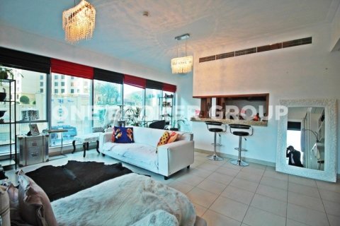 Apartamento en Dubai Marina, Dubai, 1 dormitorio, 100 m², № 706 - foto 1