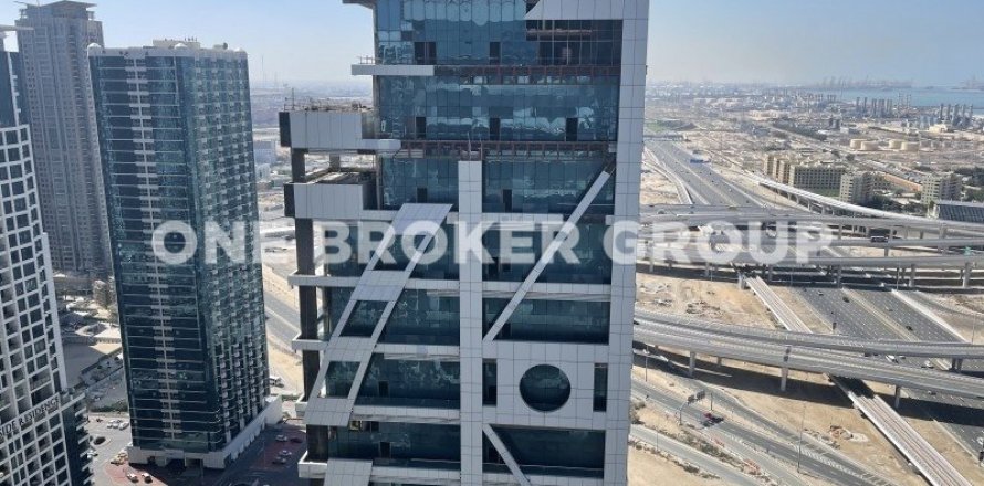 Shop in Jumeirah Lake Towers, Dubai 53 sq.m. № 709