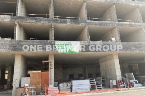 Shop in Jumeirah Lake Towers, Dubai 53 sq.m. № 709 - photo 2