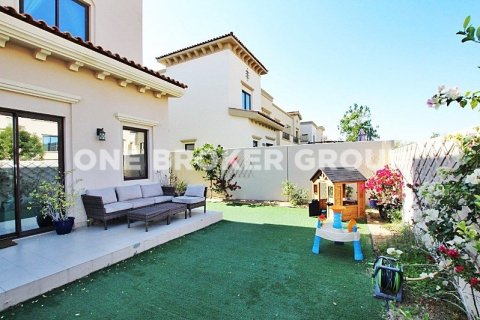 Townhouse in Mira 2, Reem, Dubai 4 bedrooms, 297 sq.m. № 707 - photo 10