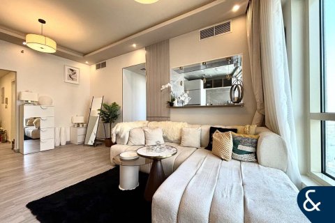 Apartment in Jumeirah Lake Towers, Dubai 1 bedroom, 69 sq.m. № 78966 - photo 1