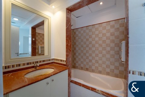 Купить виллу в Victory Heights, Dubai Sports City, Дубай: 4 спальни, 311м², № 78963 - фото 10