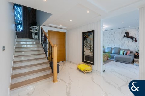 Купить виллу в Regional, Jumeirah Park, Дубай: 3 спальни, 507м², № 78964 - фото 7