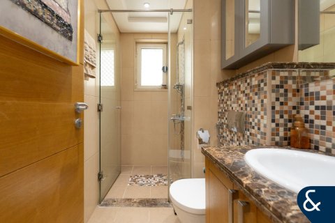 Купить виллу в Regional, Jumeirah Park, Дубай: 3 спальни, 507м², № 78964 - фото 21