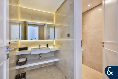 Apartment in West Avenue Tower, Dubai Marina, Dubai 4 bedrooms, 377 sq.m. № 78962 - photo 12