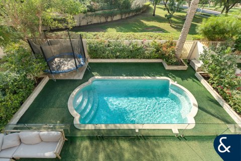 Купить виллу в Springs 10, The Springs, Дубай: 3 спальни, 251м², № 78965 - фото 16