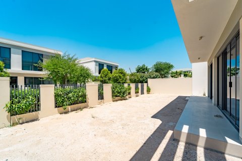 فيلا في Dubai Sports City, دبي 4 غرف نوم, 377 م² رقم 123805 - صورة 24