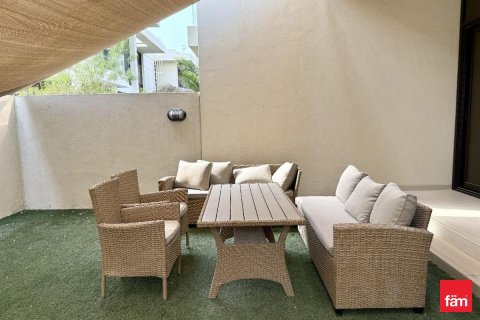 Villa in Dubai 3 bedrooms, 255.5 sq.m. № 41600 - photo 23