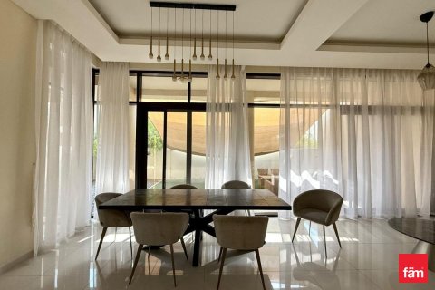 Villa in Dubai 3 bedrooms, 255.5 sq.m. № 41600 - photo 6