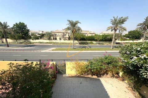 Villa en Palmera, Arabian Ranches, Dubai, 2 dormitorios, 208 m², № 70908 - foto 23