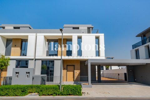 Adosado en Arabian Ranches 3, Dubai, 4 dormitorios, 389.91389100 m², № 70895 - foto 6