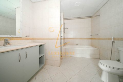 Снять в аренду квартиру в Uptown Motor City, Motor City, Дубай: 2 спальни, 157м², № 70909 - фото 21