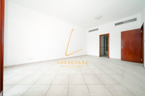 Снять в аренду квартиру в Uptown Motor City, Motor City, Дубай: 2 спальни, 157м², № 70909 - фото 10