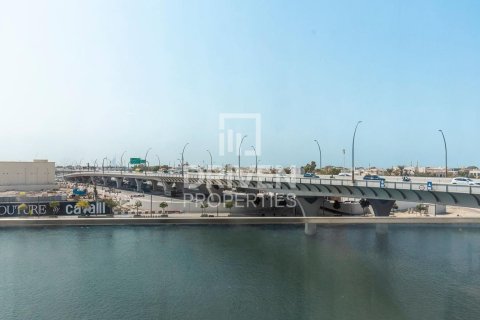 Apartment in Al Wasl, Dubai 3 bedrooms, 164 sq.m. № 19790 - photo 7