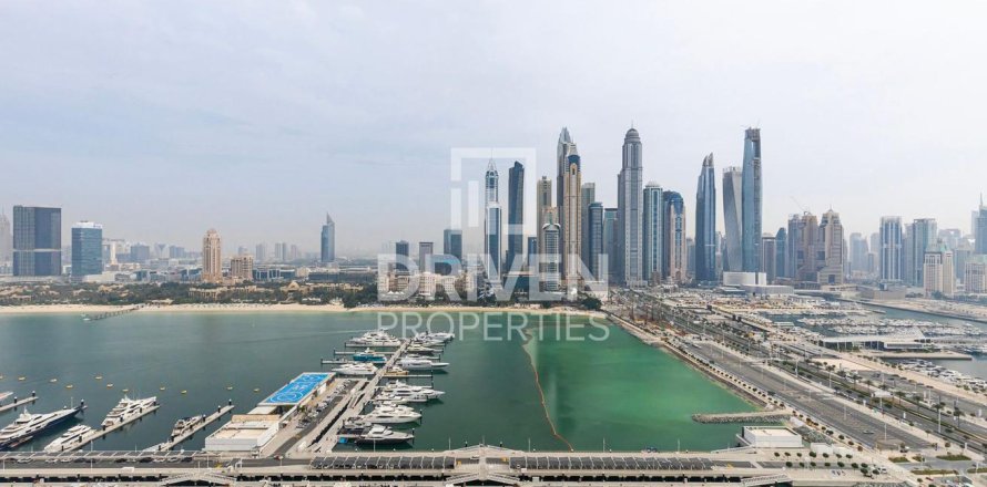 Apartment in EMAAR Beachfront, Dubai Harbour, Dubai 2 bedrooms, 107 sq.m. № 19787