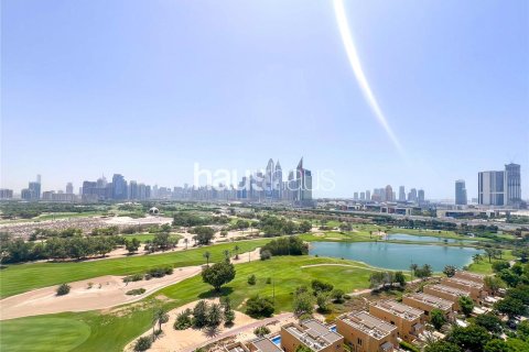 Снять в аренду квартиру в The Views, Дубай: 2 спальни, 151м², № 44798 - фото 1