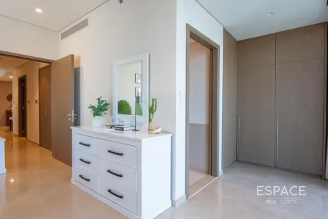 Apartment in Downtown Dubai (Downtown Burj Dubai), Dubai 2 bedrooms, 118 sq.m. № 72495 - photo 11