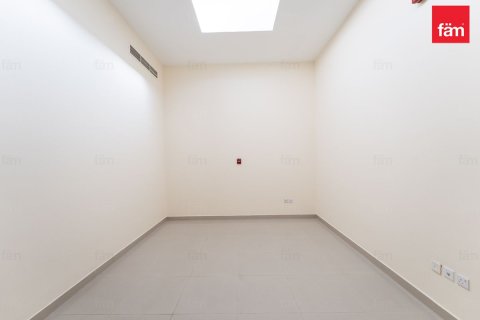 Снять в аренду виллу в Аль-Барше, Дубай: 6 спален, 1156м², № 84831 - фото 13